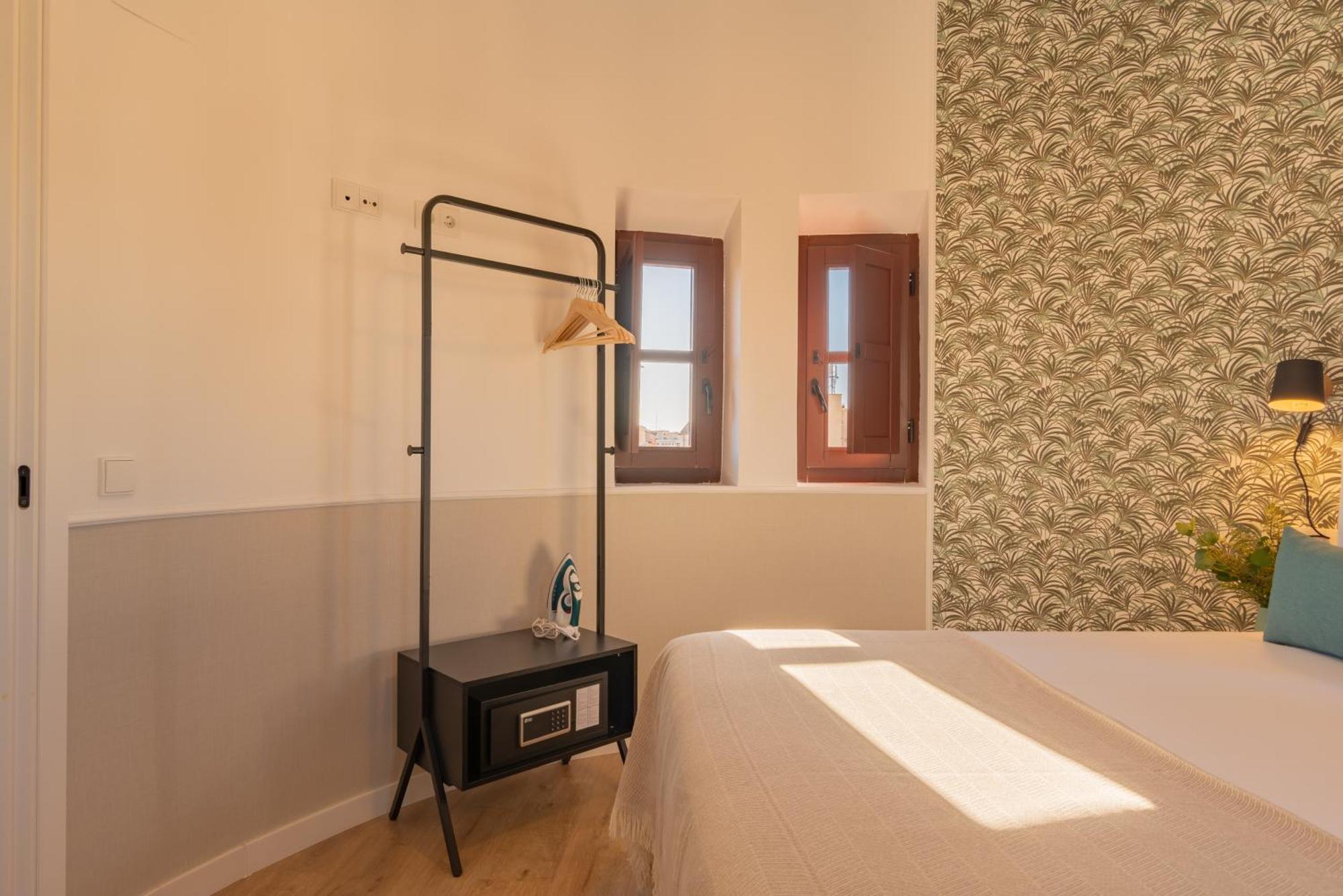 Feelathome Atarazanas Apartments Μάλαγα Εξωτερικό φωτογραφία