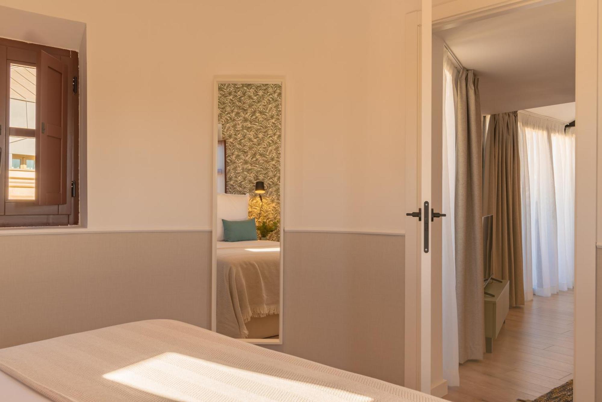 Feelathome Atarazanas Apartments Μάλαγα Εξωτερικό φωτογραφία